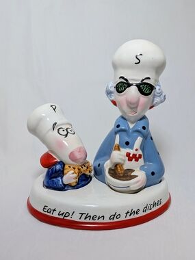 Shoebox By Hallmark Maxine And Floyd Chef Salt & Pepper Set with Base